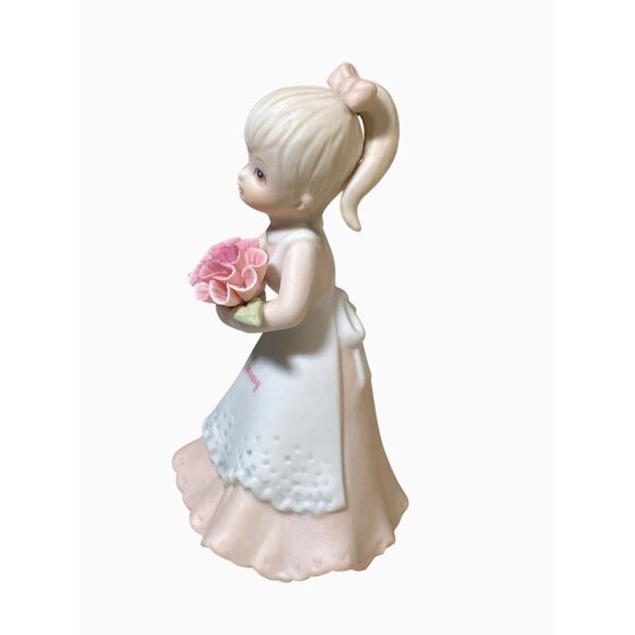 Lenox Precious Moments January Girl Figurine "Smile God Loves You" 1983 - Picture 7 of 10